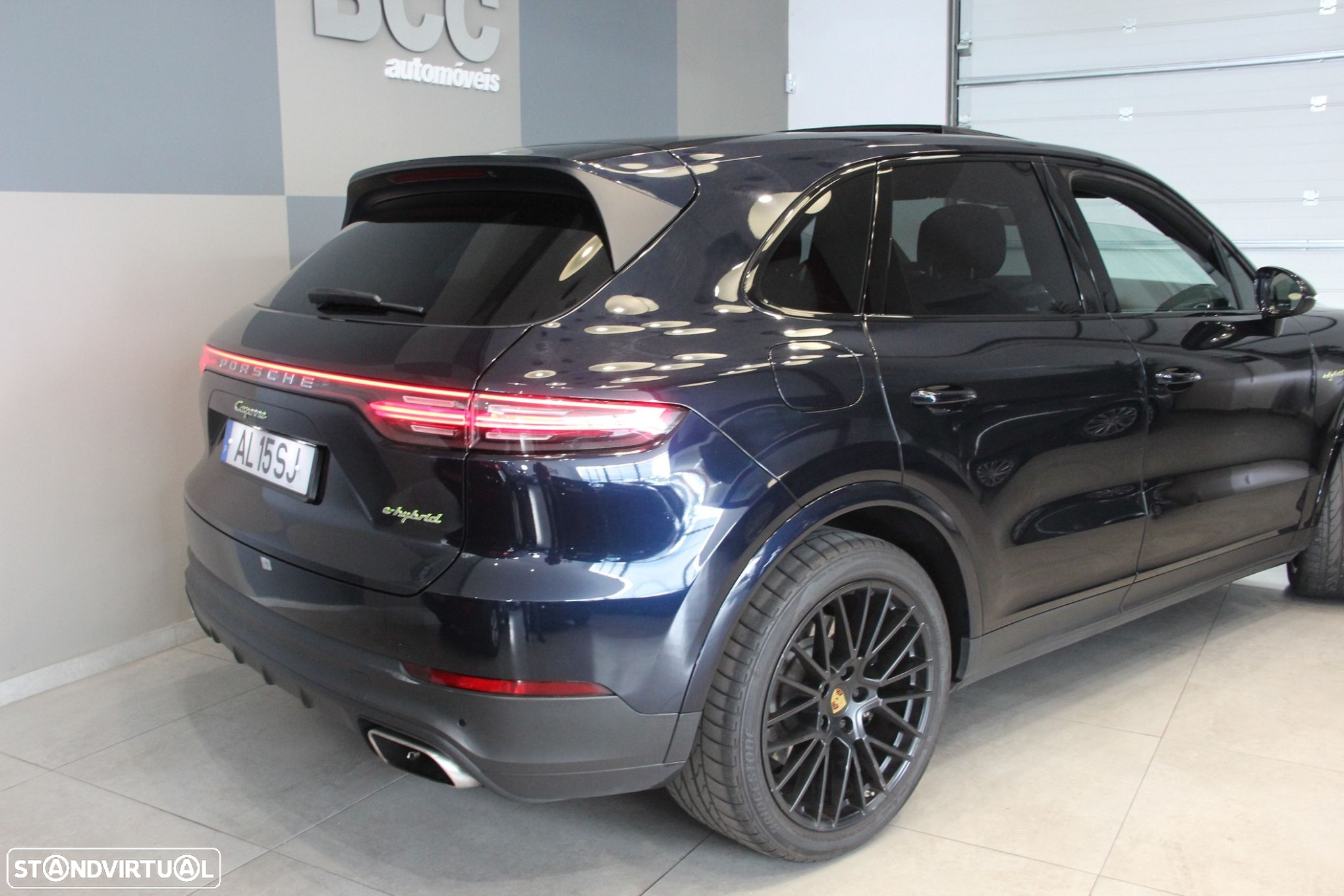 Porsche Cayenne E-Hybrid Platinum Edition - 2