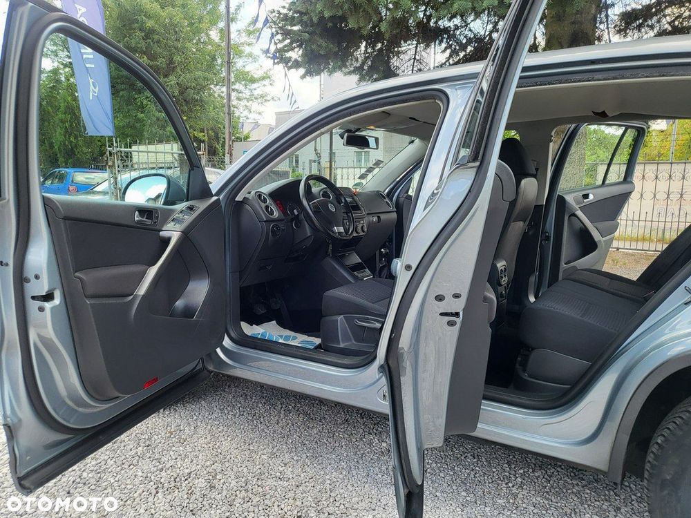 Volkswagen Tiguan - 20