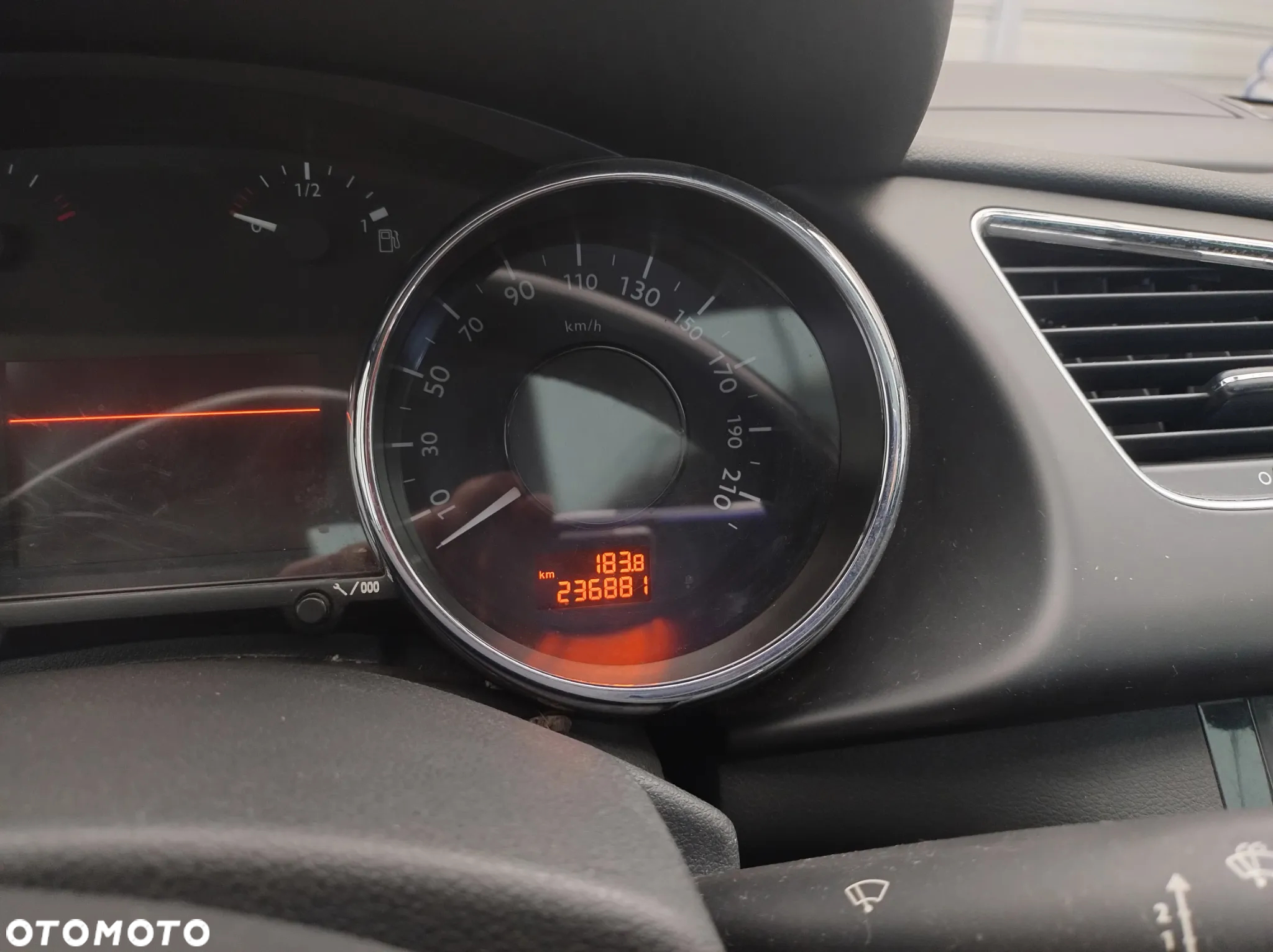 Peugeot 3008 2.0 HDi Allure - 11