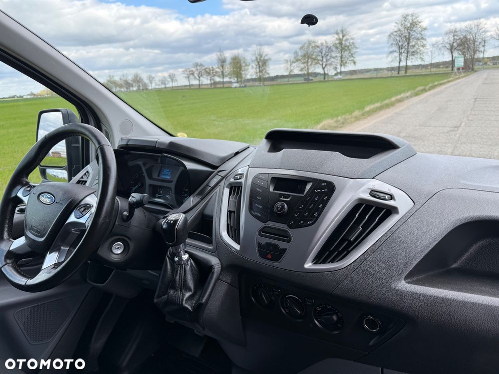 Ford Transit Custom - 17