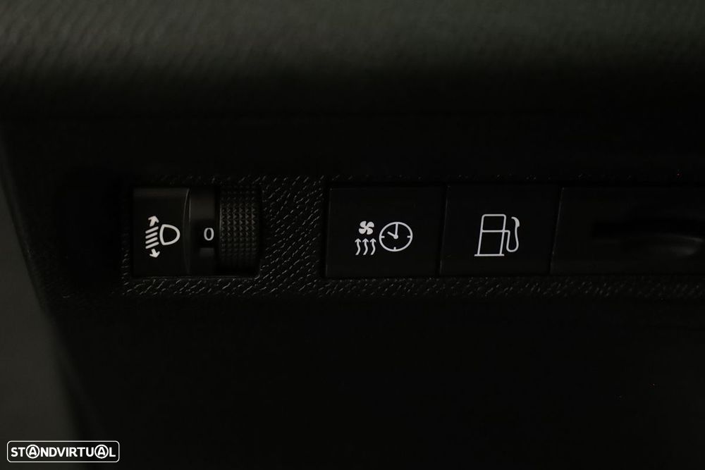 Peugeot 308 SW 1.6 Hybrid Allure e-EAT8 - 18