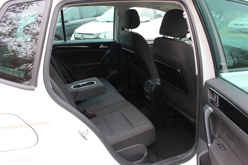 Volkswagen Golf Sportsvan 2.0 TDI (BlueMotion Technology) Sound - 19