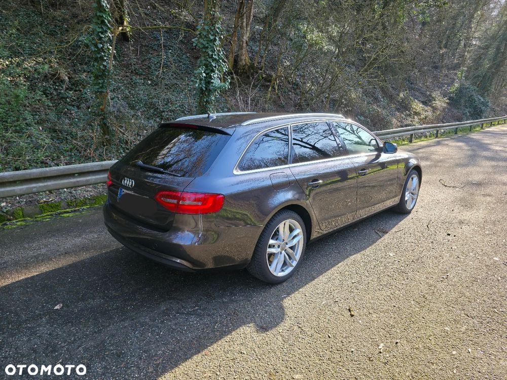 Audi A4 Avant 2.0 TDI DPF multitronic Ambiente - 17