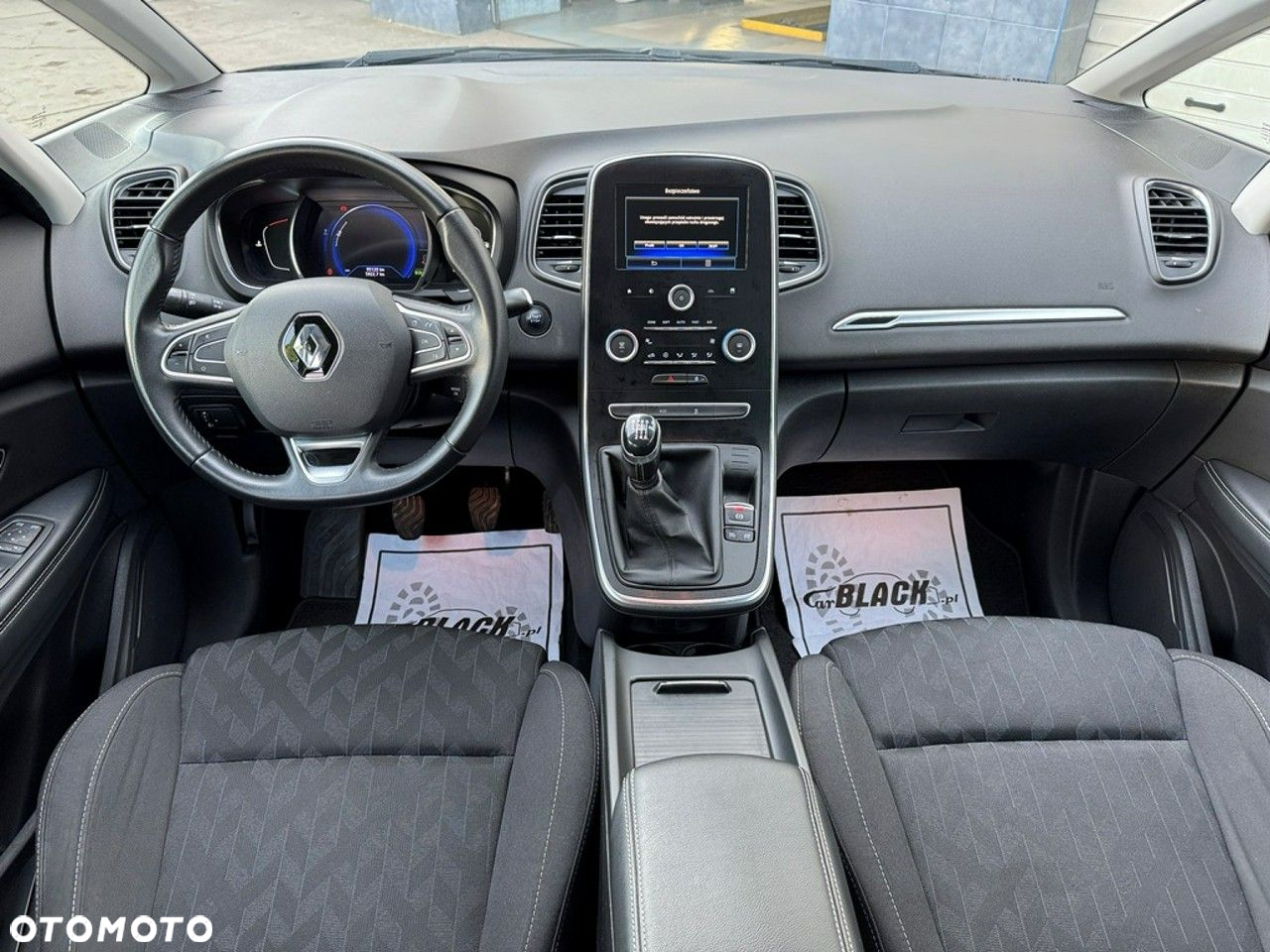 Renault Scenic - 5
