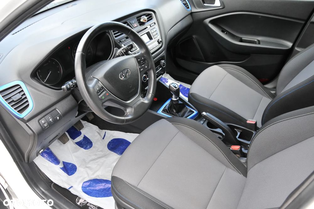 Hyundai i20 blue 1.0 T-GDI Active Trend - 18