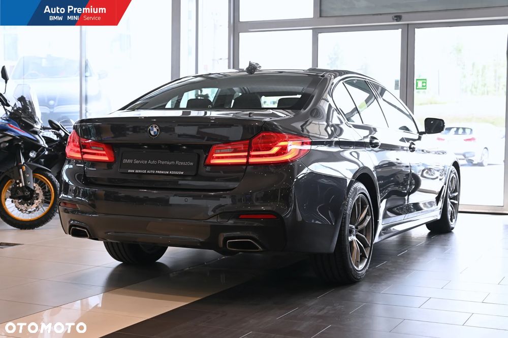 BMW Seria 5 520d xDrive - 21