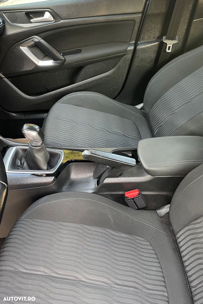 Peugeot 308 e-HDi FAP 115 Stop&Start Access - 19