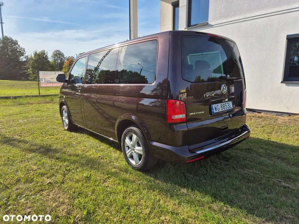 Volkswagen Multivan - 12