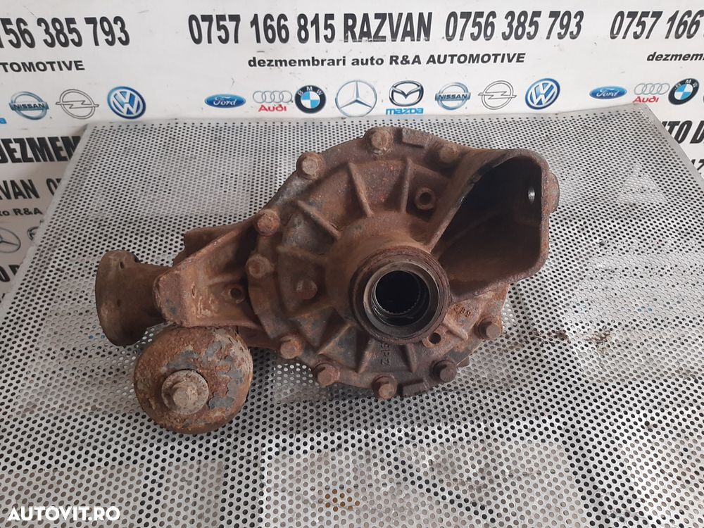 Grup Diferential Spate Land Rover Range Rover Vogue L322 3.6 TDV8 Motor 368DT Dezmembrez Land Rover Range Rover Vogue 3.6 Tdv8 Motor 368DT An 2005-2006-2007-2008-2009-2010 - 3