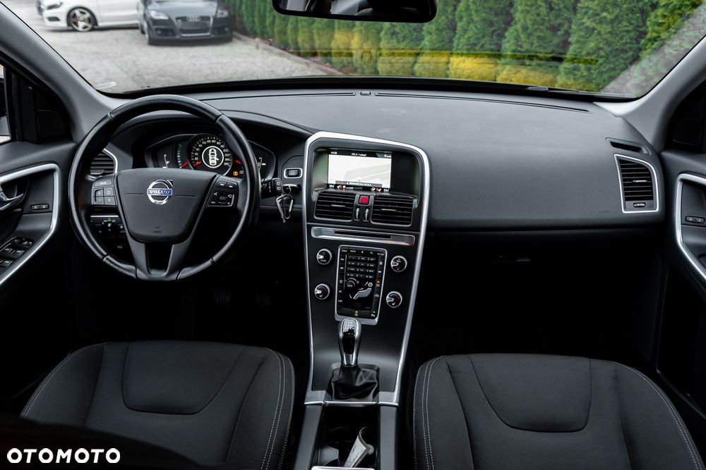 Volvo XC 60 D4 Summum - 25