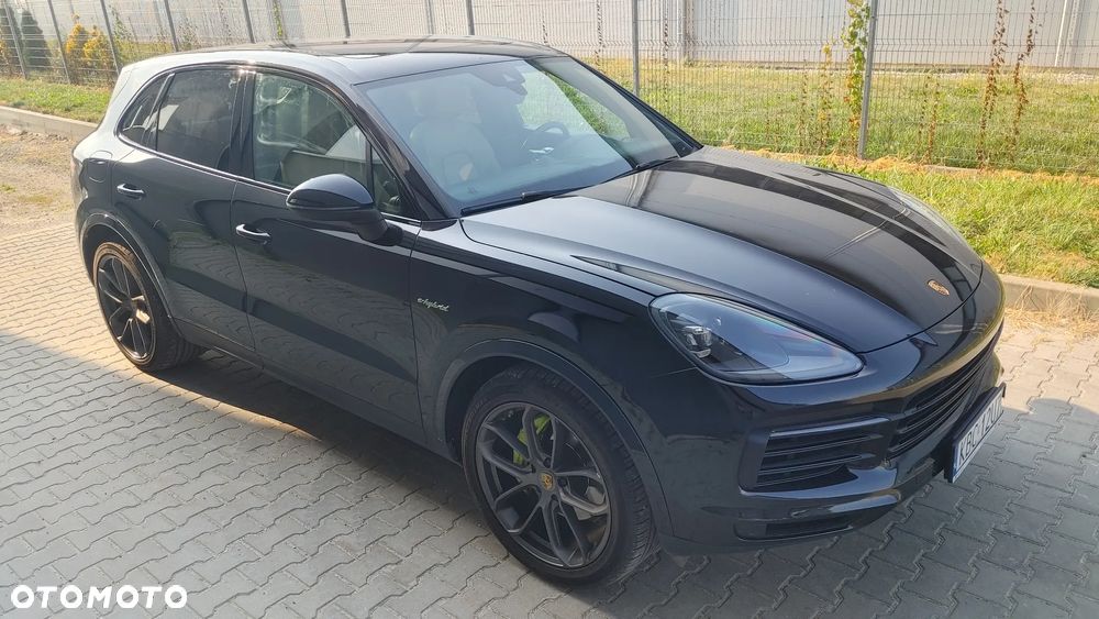 Porsche Cayenne E-Hybrid - 4