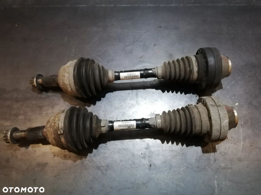 PÓŁOŚ 7L0407271F AUDI Q7 4L TOUAREG 7L 3.2 V6 3.0TDI LEWA PRAWA PRZEDNIA - 1