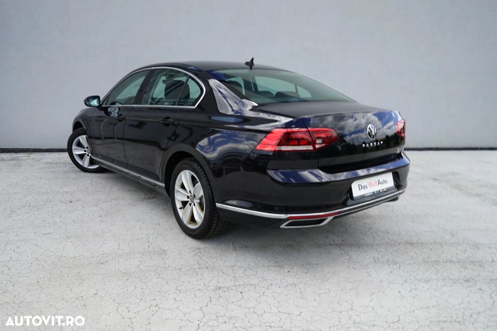 Volkswagen Passat 2.0 TDI DSG 4Mot Highline - 4