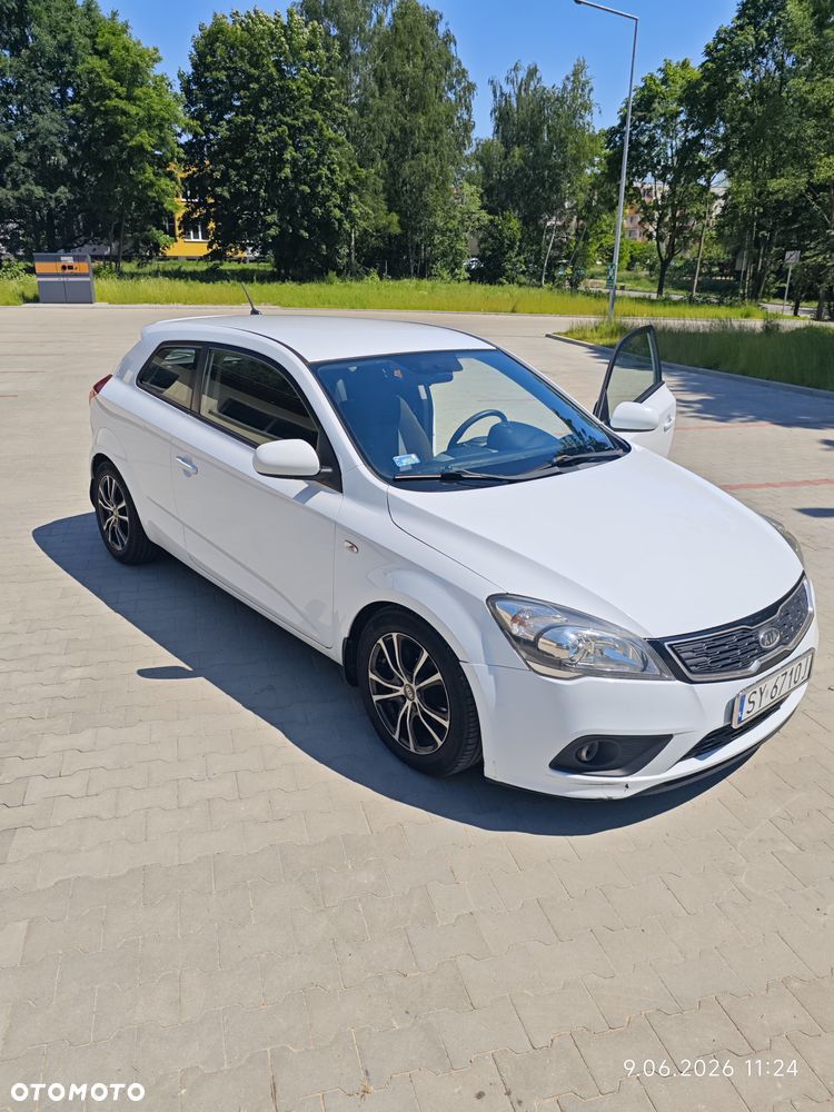 Kia Ceed 1.6 Crdi Comfort - 4