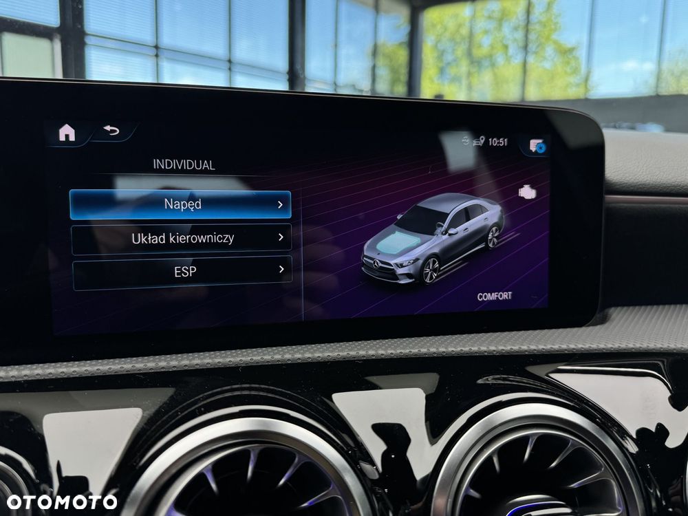 Mercedes-Benz Klasa A 200 AMG Line 7G-DCT - 36