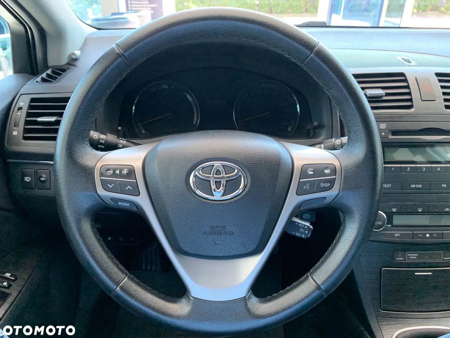 Toyota Avensis 2.2 D-4D Platinium - 9