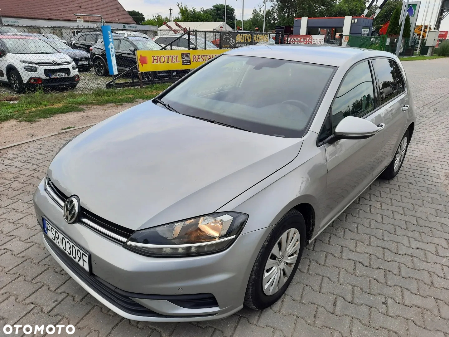 Volkswagen Golf 1.6 TDI (BlueMotion Technology) DSG Comfortline - 3