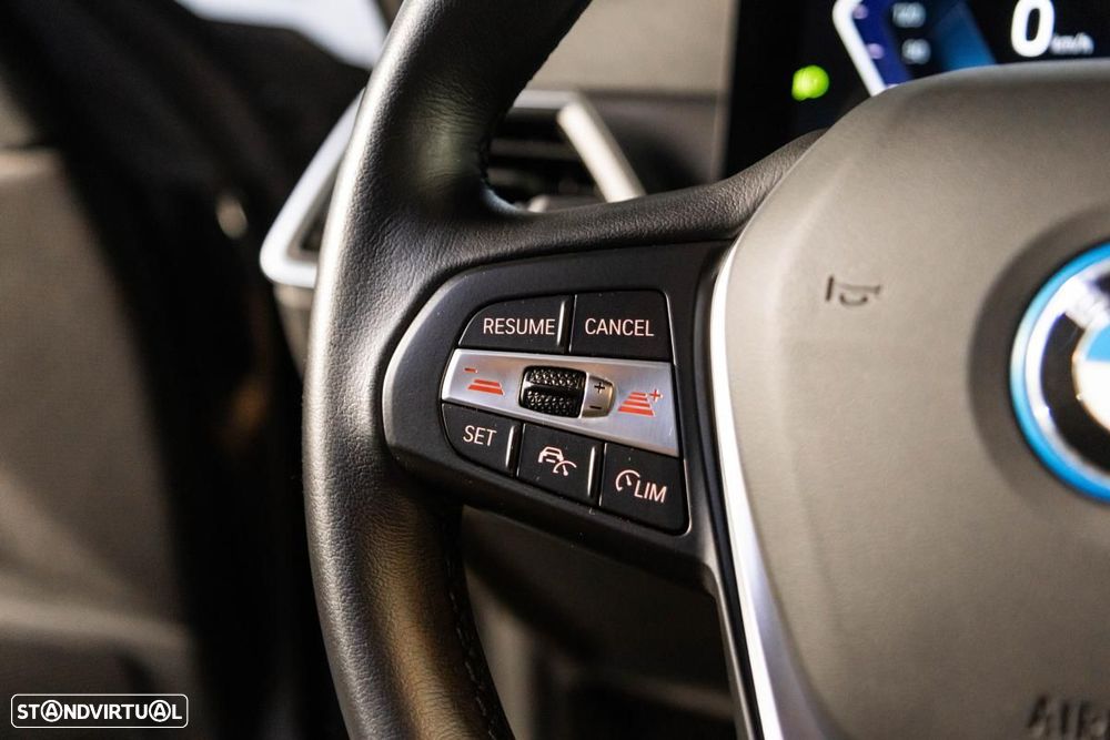 BMW i4 eDrive40 - 29