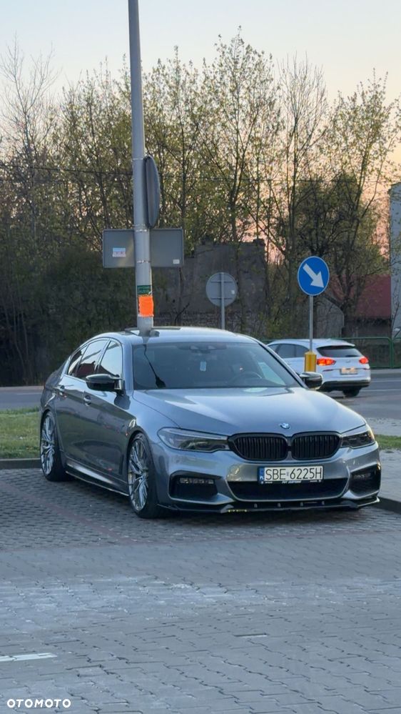 BMW Seria 5 520d M Sport - 3