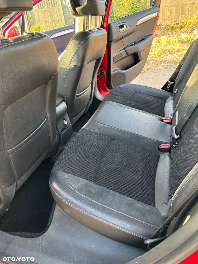 Citroën C4 HDi 150 Exclusive - 21