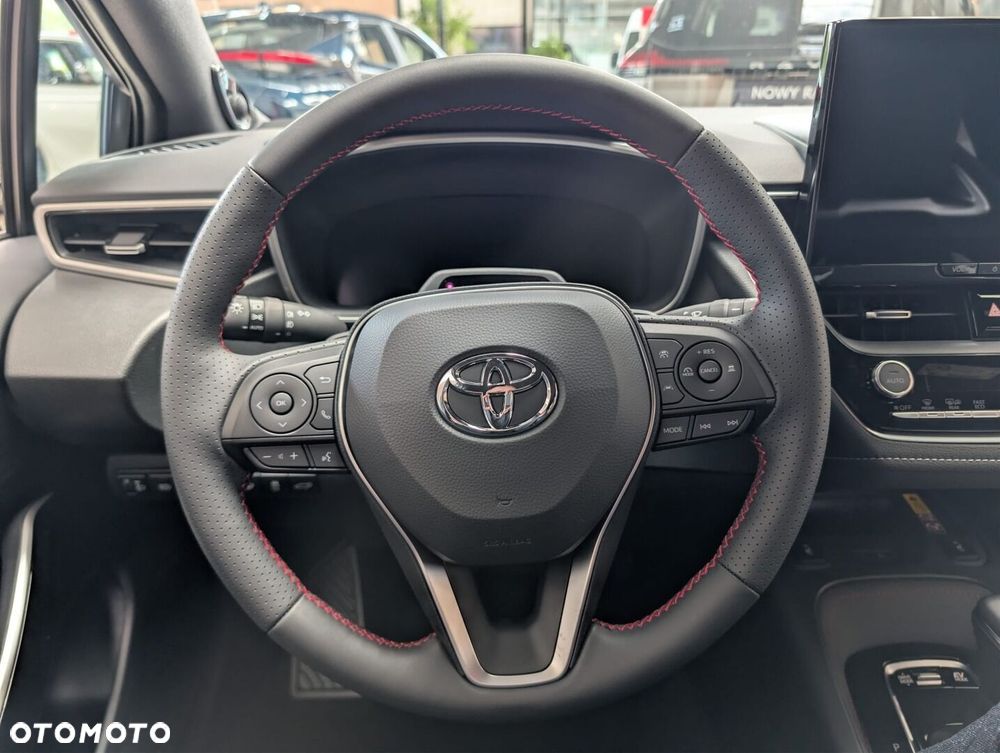 Toyota Corolla - 13