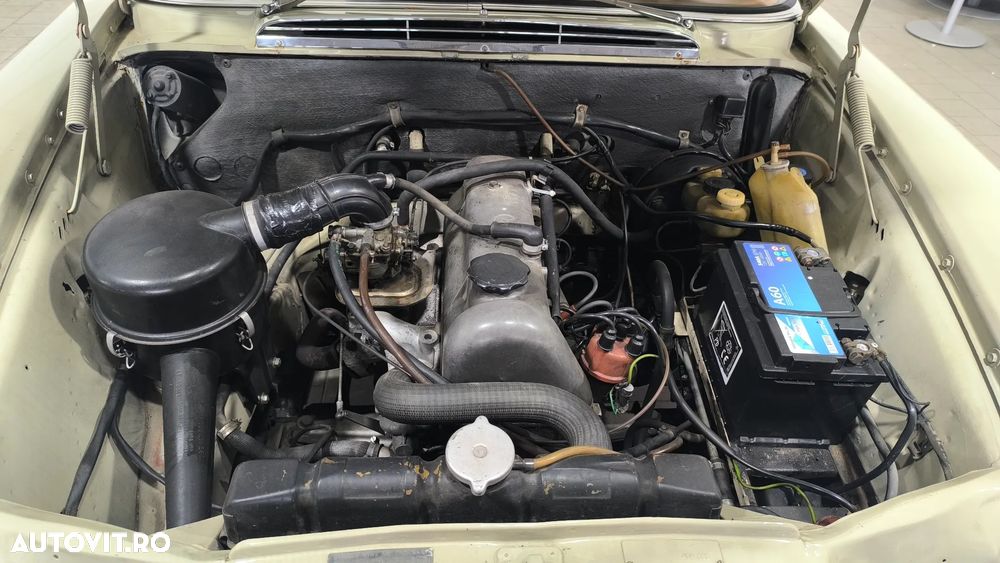 Mercedes-Benz A 200 - 16