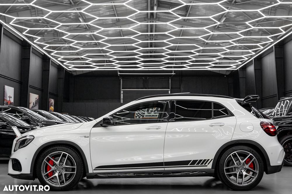 Mercedes-Benz GLA AMG 45 4Matic AMG Speedshift 7G-DCT - 30