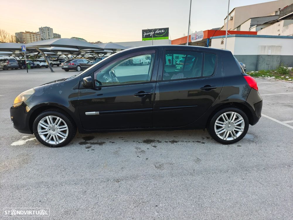 Renault Clio 1.5 dCi Dynamique 98g - 2