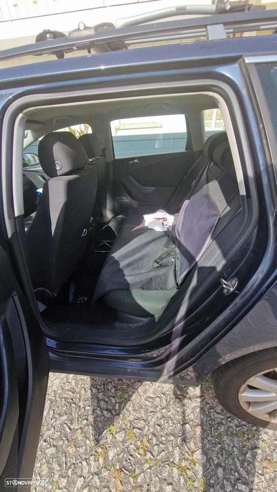 VW Passat Variant 2.0 TDI Confortline - 11