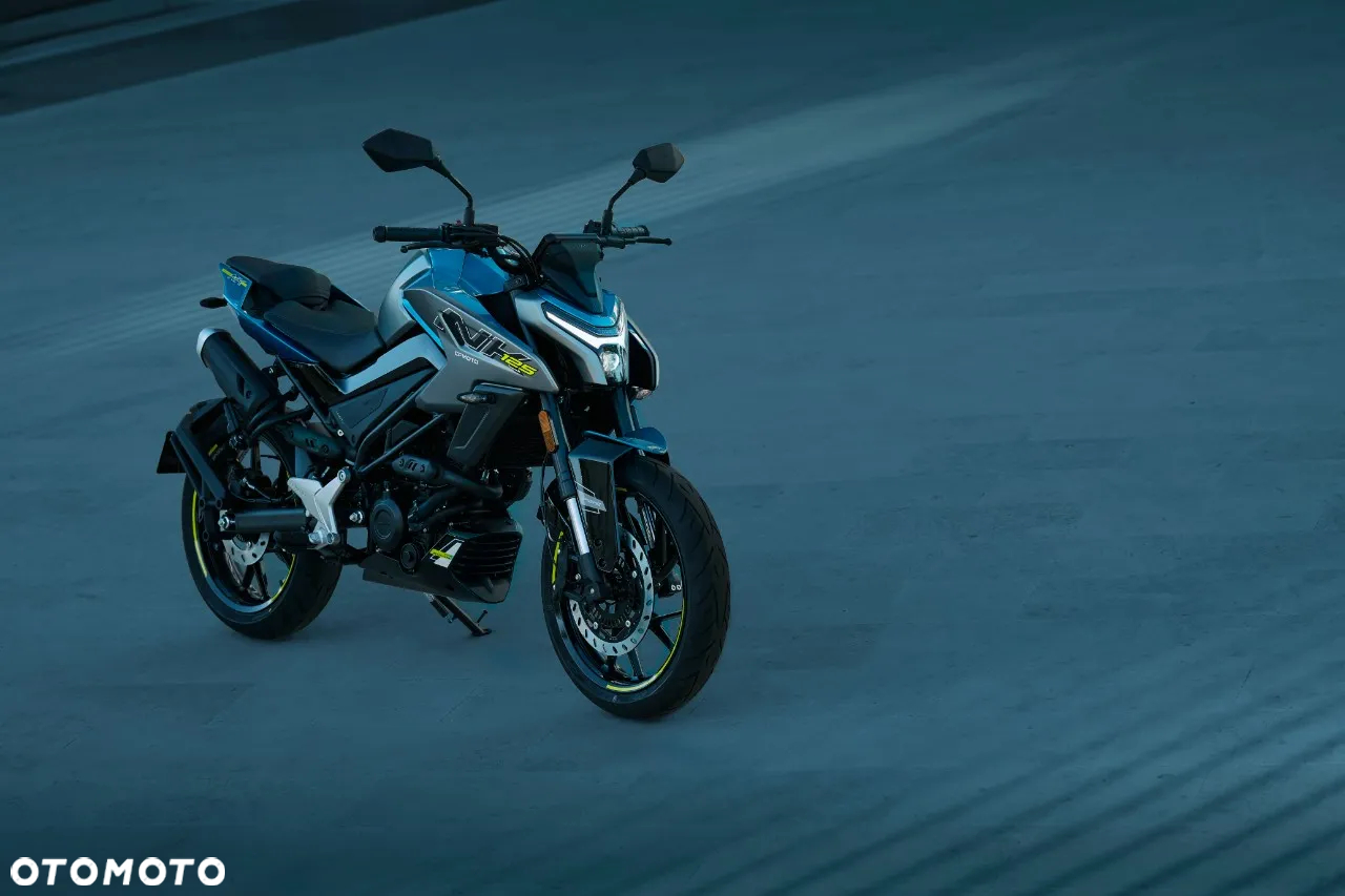 CFMoto NK - 7