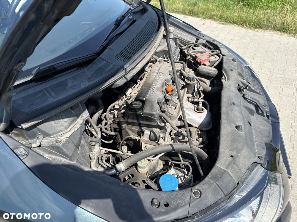 Honda Civic 1.8 Sport - 11