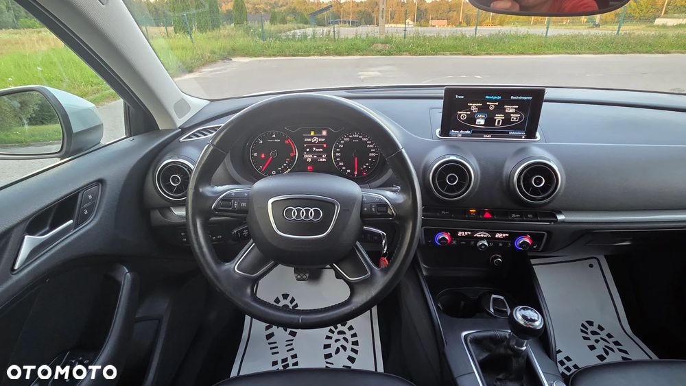Audi A3 Sportback 2.0 TDI S line Sportpaket - 27