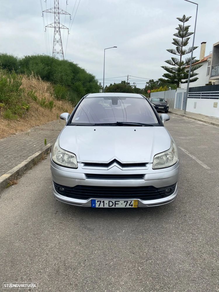 Citroën C4 1.6 HDi 110 Exclusive - 2