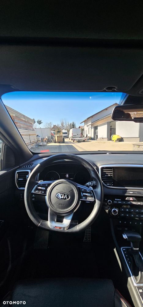 Kia Sportage - 16