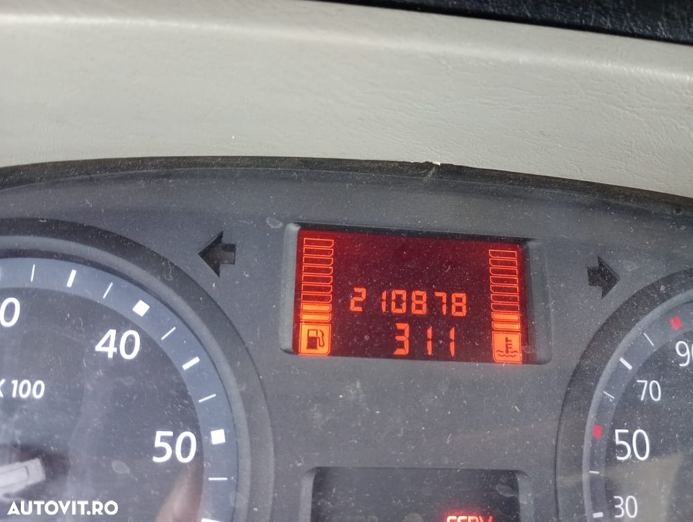 Renault Trafic 115 DCi - 12