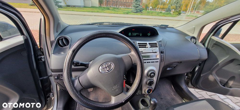 Toyota Yaris - 3