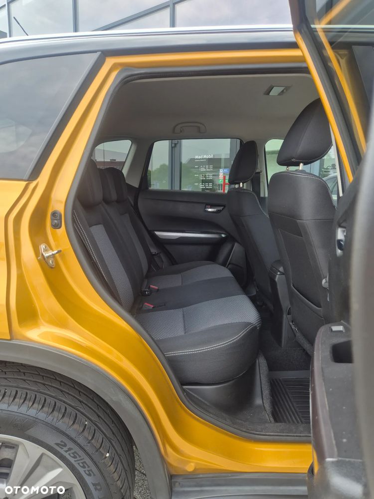 Suzuki Vitara 1.0 Boosterjet Premium 2WD - 13