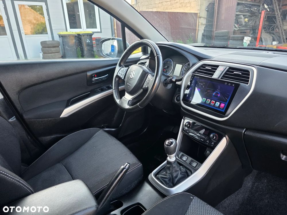 Suzuki SX4 S-Cross 1.6 DDiS 4x4 Comfort - 17