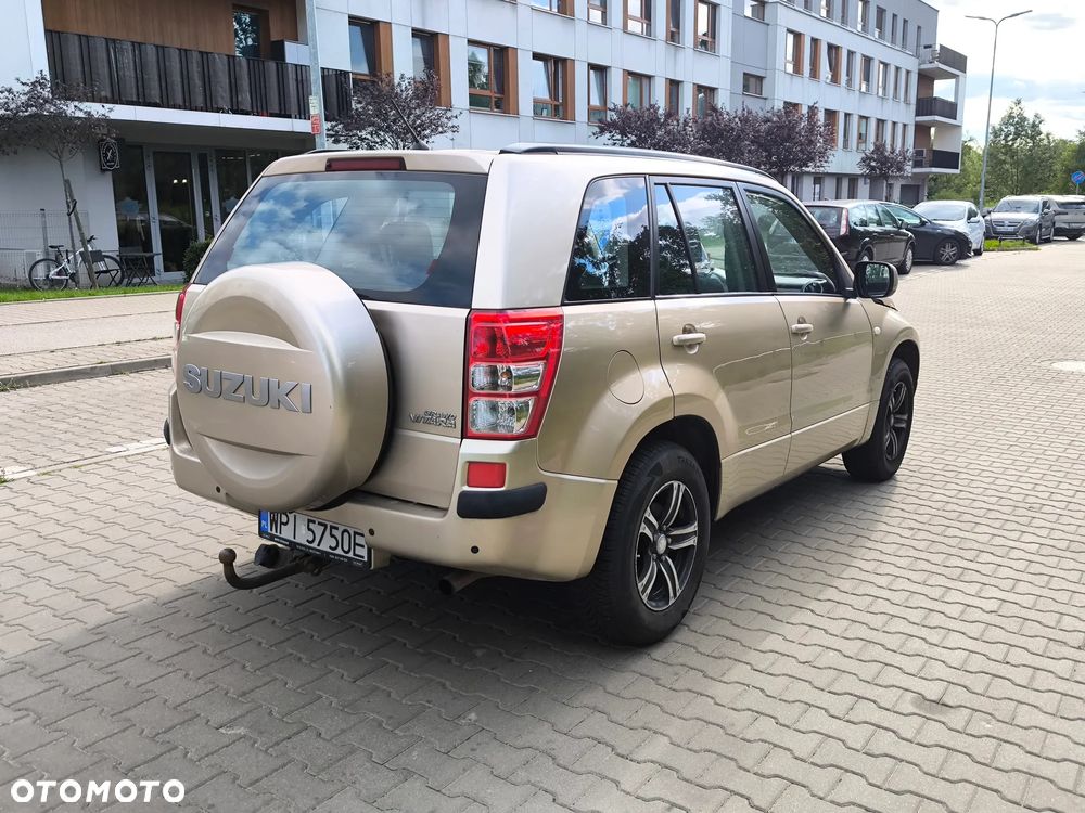 Suzuki Grand Vitara 2.0 De luxe - 3