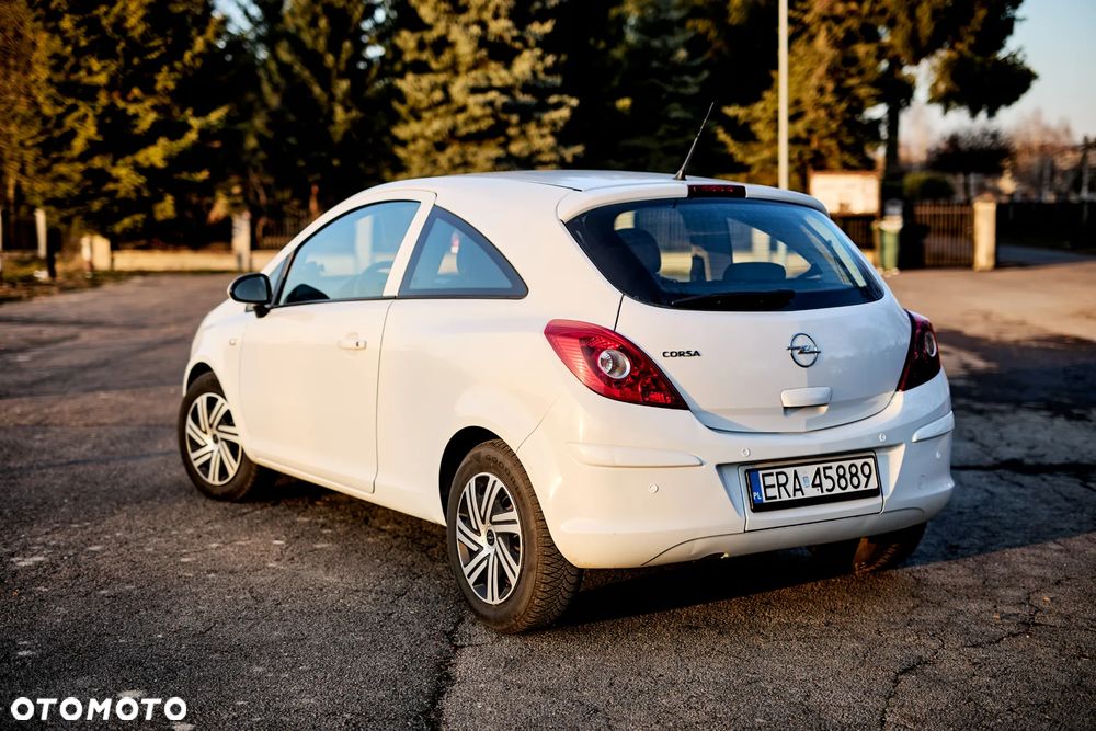 Opel Corsa 1.2 16V - 6
