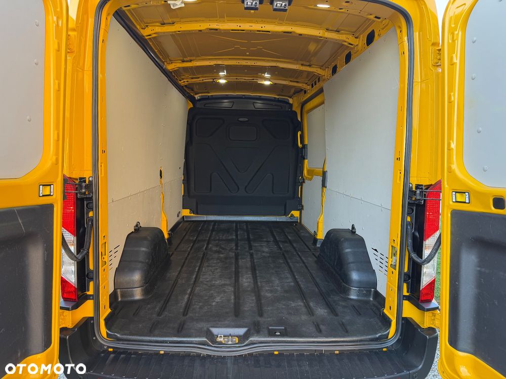 Ford Transit 2.0 - 130km Zadbany SUPER STAN Klima Tempomat - 20