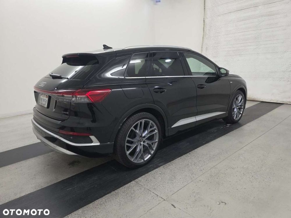 Audi Q4 e-tron - 6