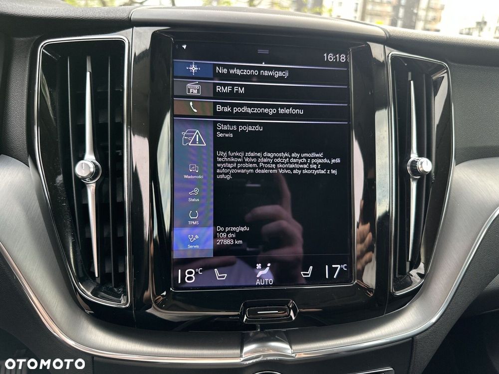 Volvo XC 60 B4 B Momentum - 22