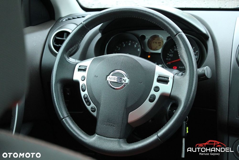 Nissan Qashqai - 9
