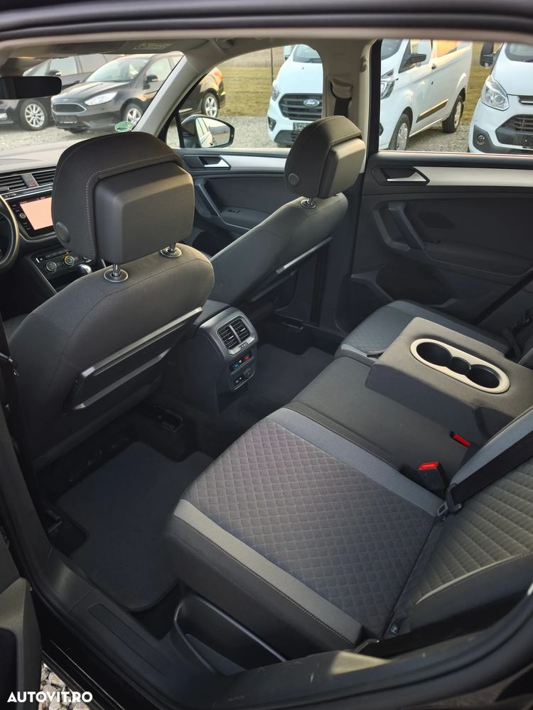 Volkswagen Tiguan 2.0 TDI SCR 4MOTION (BlueMotion Techn.) DSG Comfortline - 17