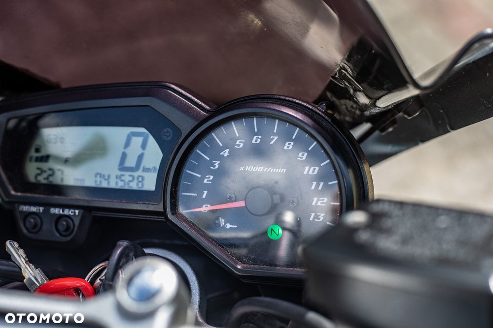 Yamaha FZ - 5