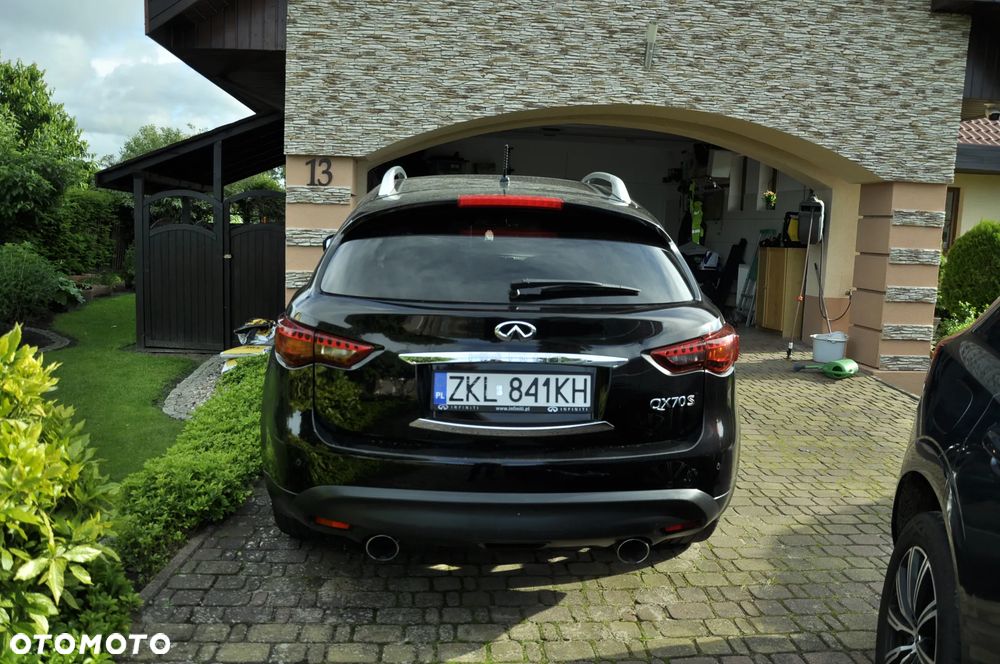 Infiniti QX70 3.0d S Premium - 4