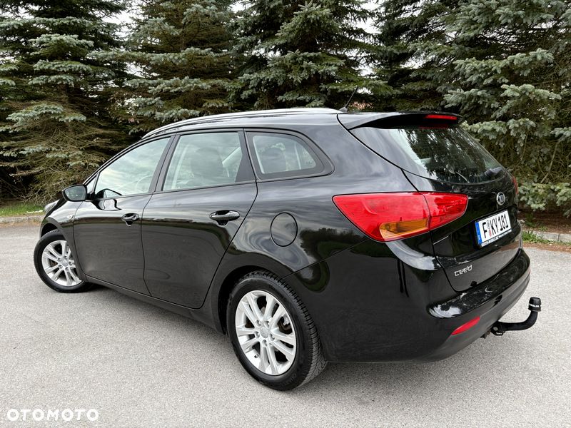 Kia Ceed 1.6 GDI Dream Team Edition - 2