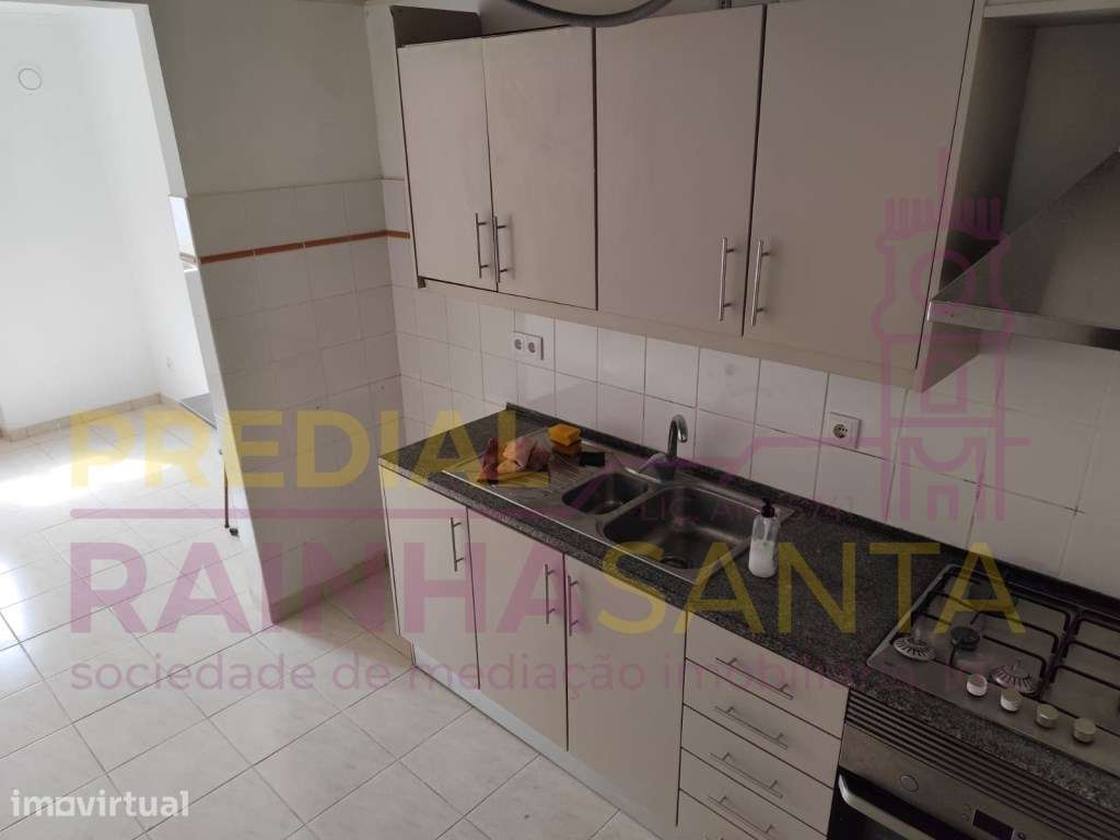 Moradia Bi Familiar T4 Santarém - Grande imagem: 3/21