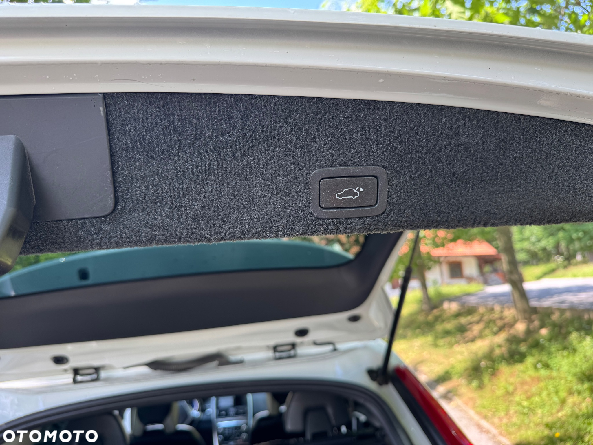 Volvo XC 60 D4 Geartronic RDesign - 34